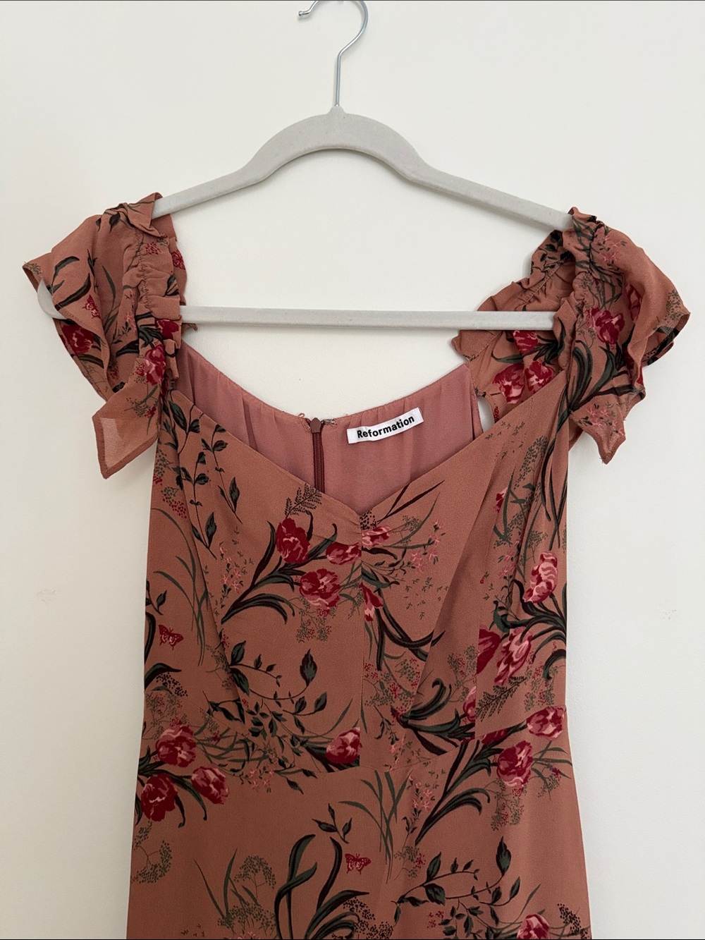 Reformation Rust Floral Midi Dress with Ruffled Cap Sleeves - Picture 3 of 6
